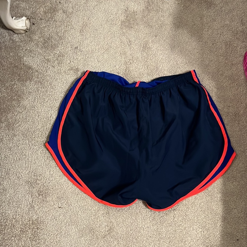 Nike Dri-Fit shorts - Picture 2 of 6
